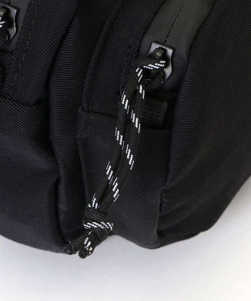 LBC(エルビーシー)の「撥水ボディバッグS(ボディバッグ/ウエストポーチ・レディース・ブラック/オリーブ/ベージュ・FREE)」の8枚目の写真