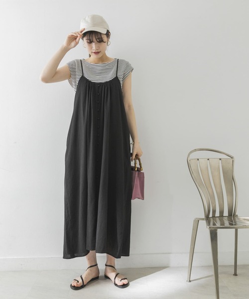 URBAN RESEARCH（アーバンリサーチ）の「楊柳釦デザインキャミソールワンピース（ワンピース・レディース・オレンジ/ブラック/アイボリー・FREE）」の11枚目の写真