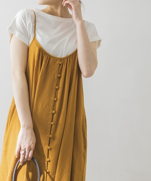 URBAN RESEARCH（アーバンリサーチ）の「楊柳釦デザインキャミソールワンピース（ワンピース・レディース・オレンジ/ブラック/アイボリー・FREE）」の12枚目の写真