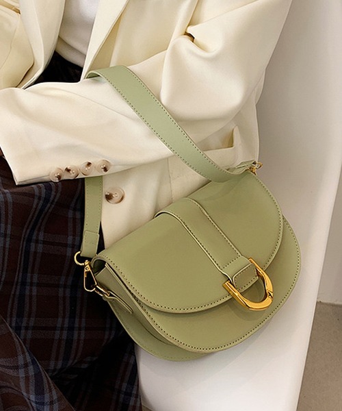 florist（フローリスト）の「【2WAY】バックル付きかまぼこ型ミニショルダーバッグ（ショルダーバッグ・レディース・ホワイト/ブラック/イエロー/グリーン・FREE）」の6枚目の写真