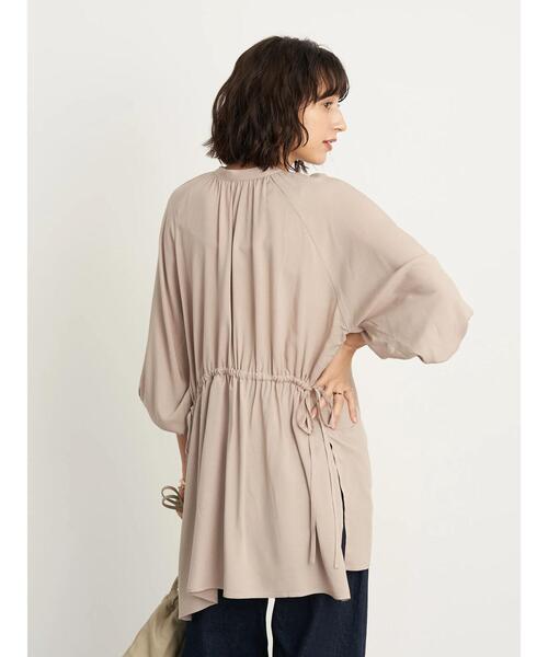 earth music&ecology（アースミュージックアンドエコロジー）の「後ろギャザーチュニック  ＊（シャツ/ブラウス・レディース・ベージュ/オフホワイト/ミント/ピンク系その他2・FREE）」の11枚目の写真