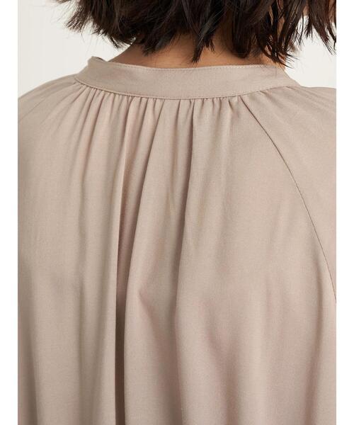 earth music&ecology（アースミュージックアンドエコロジー）の「後ろギャザーチュニック  ＊（シャツ/ブラウス・レディース・ベージュ/オフホワイト/ミント/ピンク系その他2・FREE）」の13枚目の写真