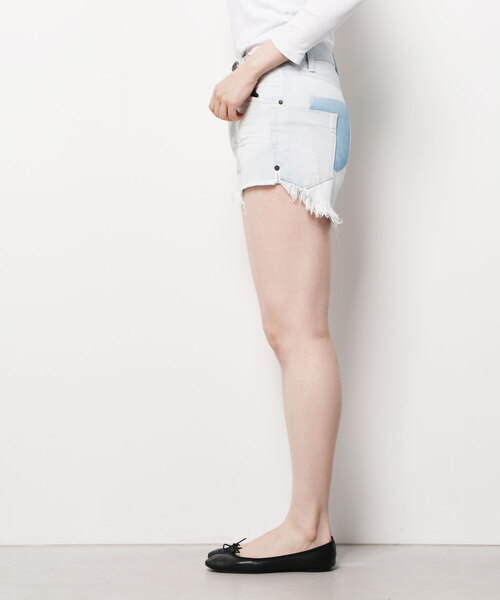 One Tea spoon(ワンティースプーン)の「OneTeaspoon. 20272 SHORTS (ワンティースプーン )(ブルー)(Women's)()(その他パンツ・レディース・ブルー・24/22)」の2枚目の写真