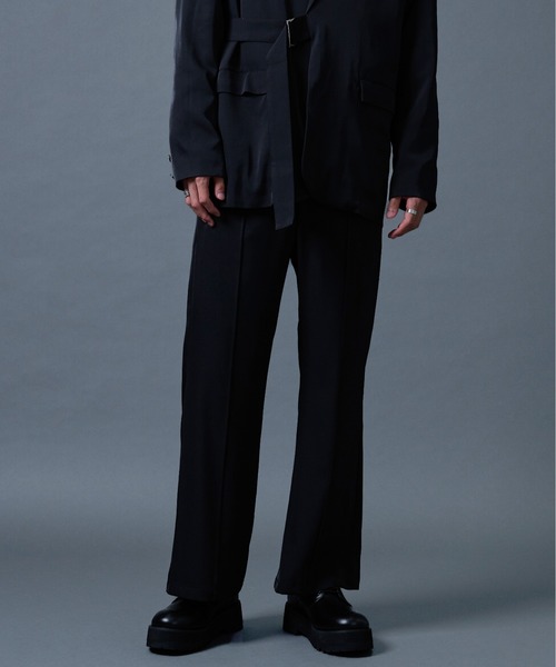 Ellno Loset(エルノロゼット)の「センターシームフレアパンツ(スラックス・メンズ・ライトグレー/ブラック/ダークパープル/ブルー・MEDIUM/LARGE)」の18枚目の写真