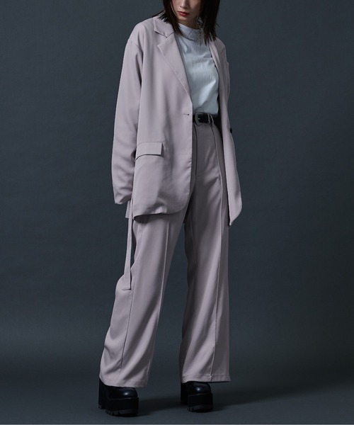 Ellno Loset(エルノロゼット)の「センターシームフレアパンツ(スラックス・メンズ・ライトグレー/ブラック/ダークパープル/ブルー・MEDIUM/LARGE)」の5枚目の写真