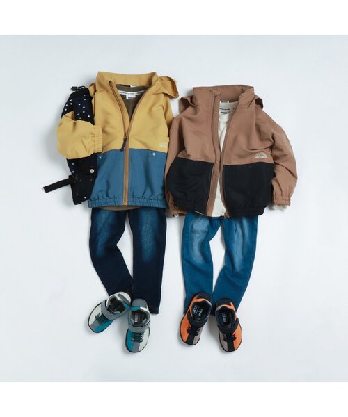 BREEZE（ブリーズ）の「/カラバリウィンドブレーカー（ナイロンジャケット・キッズ・ピンク/ベージュ/イエロー/チャコール/ネイビー・130/110/100/140/120/150/90）」の22枚目の写真
