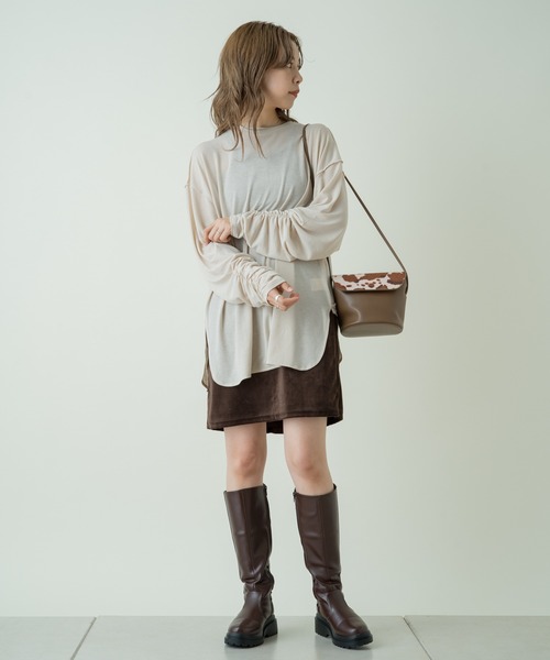 Kastane（カスタネ）の「袖シャーリングシアーロンT（Tシャツ/カットソー・レディース・アイボリー/ブラック/ブラウン・FREE）」の4枚目の写真