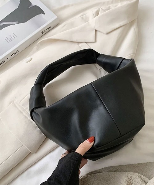 ammy.（エイミードット）の「【 ammy. / エイミードット 】 サイド ツイスト 舟形 バッグ（ハンドバッグ・レディース・ブラック/ブラウン/ホワイト/ベージュ・FREE）」の3枚目の写真