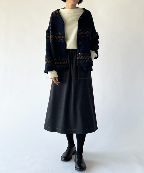 Morris & Sons（モリスアンドサンズ）の「【MORRIS & SONS】Vネックショートコート WOMEN（ノーカラージャケット・レディース・ブルー系その他5/ブルー系その他6・FREE）」の4枚目の写真