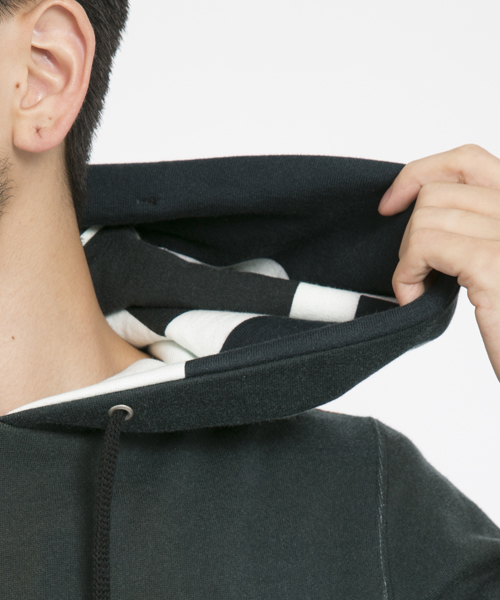 XLARGE（エクストララージ）の「INDUSTRIAL PRINT PULLOVER HOOD SWEAT（パーカー・メンズ・ブラック/ネイビー・SMALL/MEDIUM/X-LARGE/LARGE）」の5枚目の写真