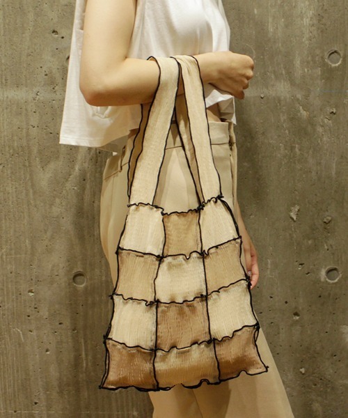 CONTROL FREAK（コントロールフリーク）の「CONTROL FREAK(コントロールフリーク)シアーパッチメロウショッパー（トートバッグ・レディース・ベージュ/カーキ/オレンジ/ブラック/グリーン・FREE）」の3枚目の写真