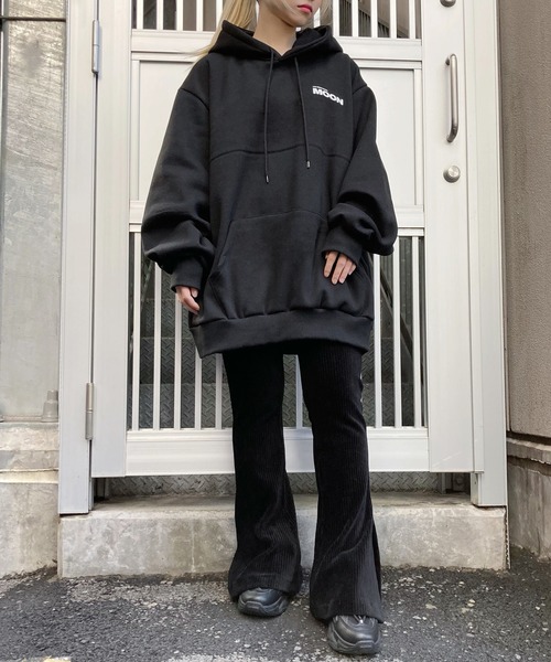 Figments（フィグメンツ）の「サイドスリットコーデュロイフレアパンツ（その他パンツ・レディース・ブラック・FREE）」の2枚目の写真