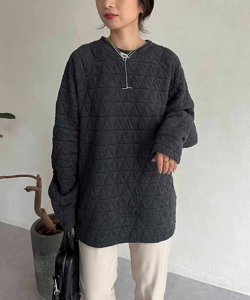 CAPRICIEUX LE'MAGE(カプリシューレマージュ)の「キルトプルオーバー(Tシャツ/カットソー・レディース・チャコールグレー/ライトベージュ・FREE)」の11枚目の写真