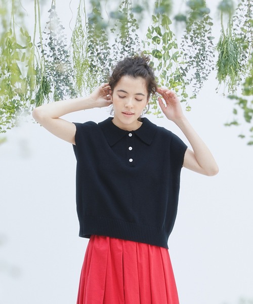 EDIT Gris（エディットグリ）の「襟付きポロニットベスト（ニット/セーター・レディース・グレー/グリーン/レッド/ブラック・FREE）」の2枚目の写真