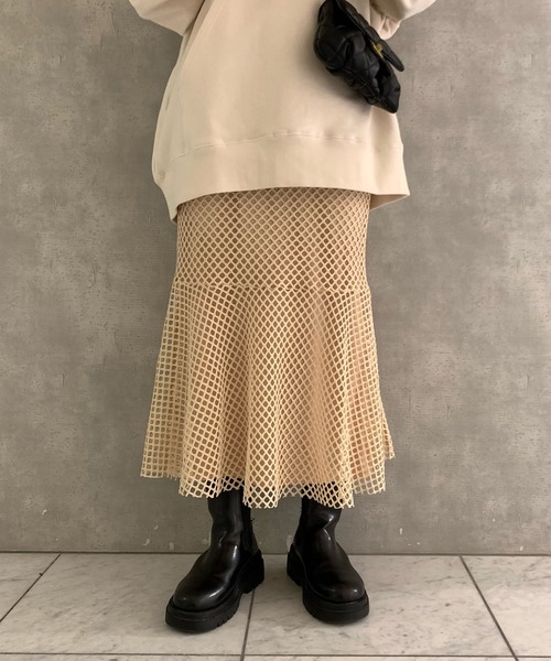 AS KNOW AS PINKY(アズノゥアズピンキー)の「メッシュッシュエッジマーメイドスカート(スカート・レディース・ブラック/ベージュ/ブルー・FREE)」の16枚目の写真