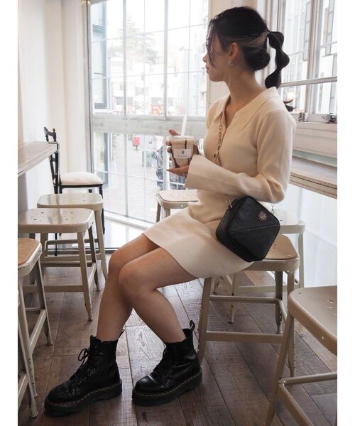 EVRIS(エヴリス)の「シャツミニニットワンピース(ワンピース・レディース・ブラック/オレンジ/アイボリー/パープル・FREE)」の12枚目の写真