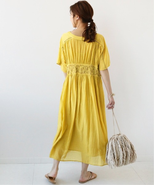 JOURNAL STANDARD relume（ジャーナルスタンダード　レリューム）の「《追加》エンブロイダリーギャザーワンピース◆（ワンピース・レディース・グレー/ホワイト/イエロー・FREE）」の19枚目の写真
