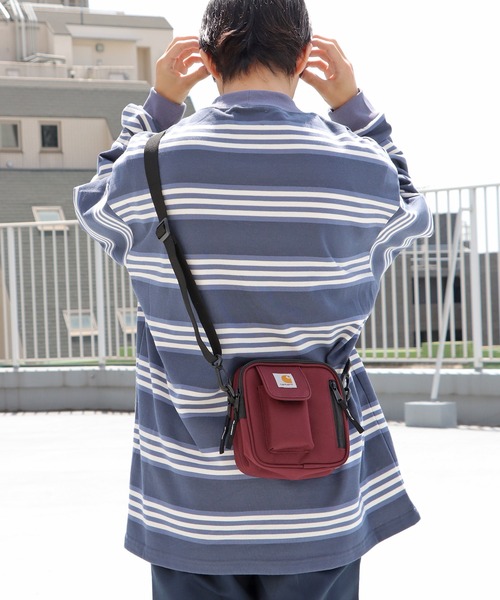 Carhartt WIP(カーハートダブリューアイピー)の「Carhartt WIP/カーハートダブリューアイピー ESSENTIALS BAG SMALL ショルダーバッグ ミニバッグ(ショルダーバッグ・メンズ・ベージュ/ブラック/グリーン/ワインレッド/ブラウン/パープル/ダークグリーン・ONE SIZE)」の15枚目の写真