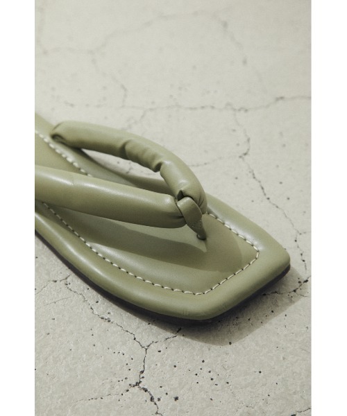 BLACK BY MOUSSY(ブラックバイマウジー)の「tong sandal(トングサンダル)(サンダル・レディース・ブラック/ライトグリーン・37/36/38)」の16枚目の写真