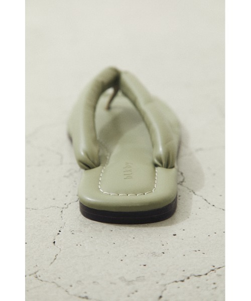 BLACK BY MOUSSY(ブラックバイマウジー)の「tong sandal(トングサンダル)(サンダル・レディース・ブラック/ライトグリーン・37/36/38)」の17枚目の写真