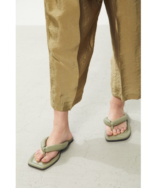 BLACK BY MOUSSY(ブラックバイマウジー)の「tong sandal(トングサンダル)(サンダル・レディース・ブラック/ライトグリーン・37/36/38)」の19枚目の写真