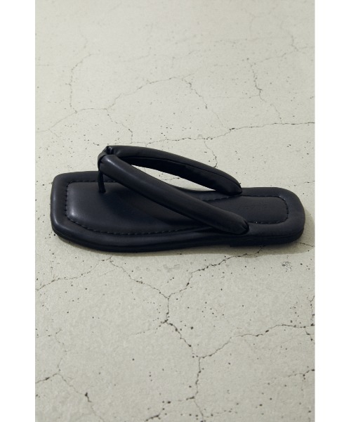 BLACK BY MOUSSY(ブラックバイマウジー)の「tong sandal(トングサンダル)(サンダル・レディース・ブラック/ライトグリーン・37/36/38)」の9枚目の写真