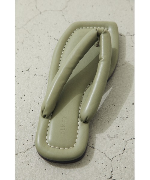 BLACK BY MOUSSY(ブラックバイマウジー)の「tong sandal(トングサンダル)(サンダル・レディース・ブラック/ライトグリーン・37/36/38)」の15枚目の写真