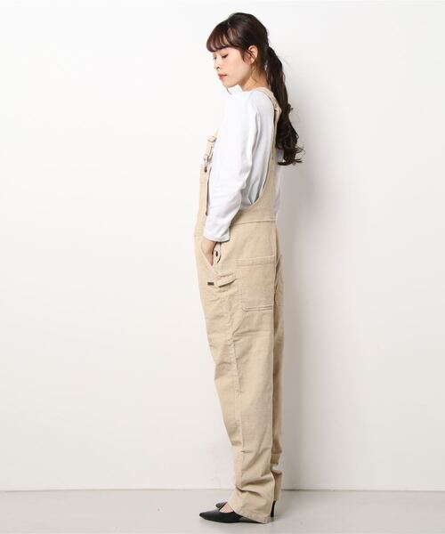 ROXY(ロキシー)の「JANA CORD DUNGAREE/ロキシーコーデュロイサロペット(サロペット/オーバーオール・レディース・オフホワイト・SMALL/MEDIUM/LARGE)」の2枚目の写真