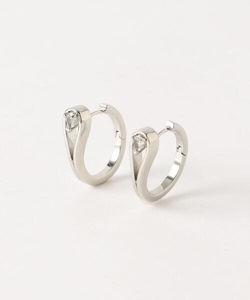 BEAUTY&YOUTH UNITED ARROWS(ビューティーアンドユースユナイテッドアローズ)の「キュービックジルコニア メタル フープ ピアス(ピアス(両耳用)・レディース・ゴールド/シルバー・FREE)」の2枚目の写真