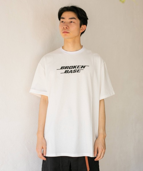 BROKEN BASE(ブロークンベース)の「モーションロゴTee(Tシャツ/カットソー・メンズ・ホワイト/ブラック・MEDIUM/LARGE)」の13枚目の写真