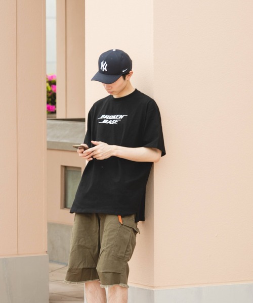 BROKEN BASE(ブロークンベース)の「モーションロゴTee(Tシャツ/カットソー・メンズ・ホワイト/ブラック・MEDIUM/LARGE)」の20枚目の写真