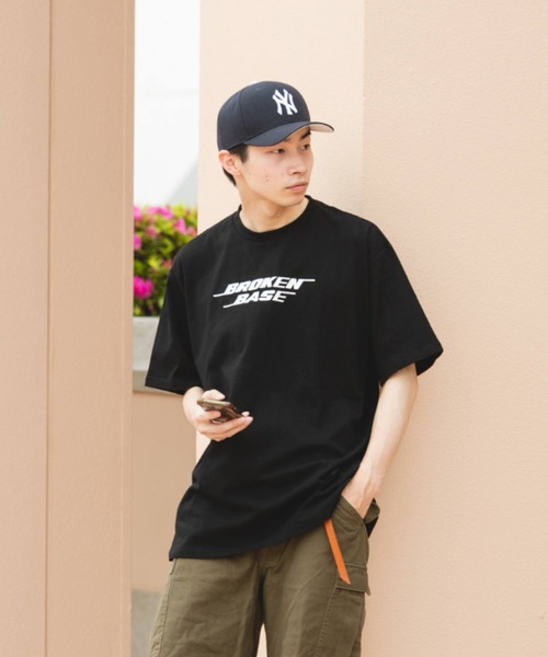 BROKEN BASE(ブロークンベース)の「モーションロゴTee(Tシャツ/カットソー・メンズ・ホワイト/ブラック・MEDIUM/LARGE)」の17枚目の写真