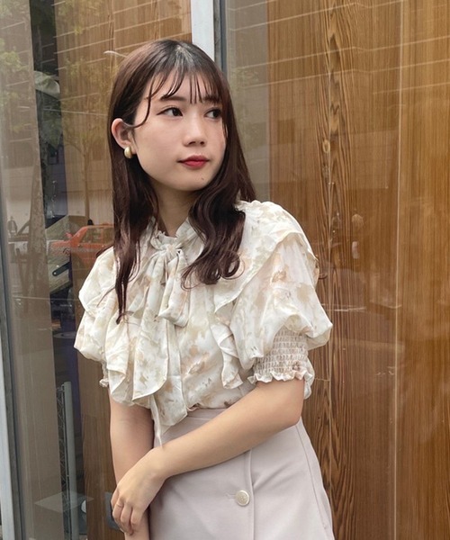 one after another NICE CLAUP（ワンアフターアナザーナイスクラップ）の「着回し広がる前後2WAYボウタイフリル（シャツ/ブラウス・レディース・ネイビー/オフホワイト/ホワイト系その他/オレンジ系・FREE）」の12枚目の写真