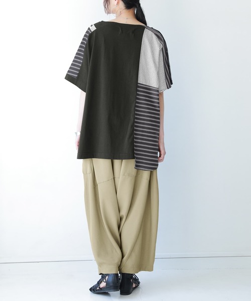 kOhAKU（コハク）の「『ストライプ柄切替ボタン開きアシメTシャツ』（Tシャツ/カットソー・レディース・ブラック・FREE）」の6枚目の写真