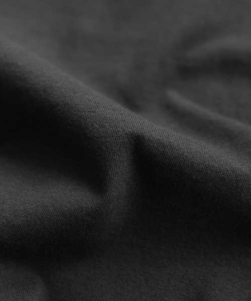 kOhAKU（コハク）の「『ストライプ柄切替ボタン開きアシメTシャツ』（Tシャツ/カットソー・レディース・ブラック・FREE）」の15枚目の写真