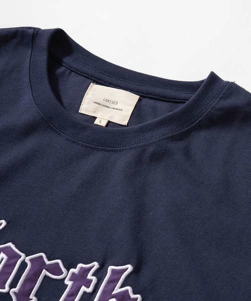 make a ray!（メイク ア レイ！）の「ビッグシルエット カレッジロゴ刺繍 ワッペン 半袖Tシャツ/ オールドイングリッシュ/ 【North Carolina】【Ohio State】（Tシャツ/カットソー・メンズ・ホワイト/ブラック/ネイビー/ブルー/グリーン/ホワイト系その他/ブラック系その他/グリーン系その他/ブルー系その他/ダークネイビー・M/L/XL）」の17枚目の写真