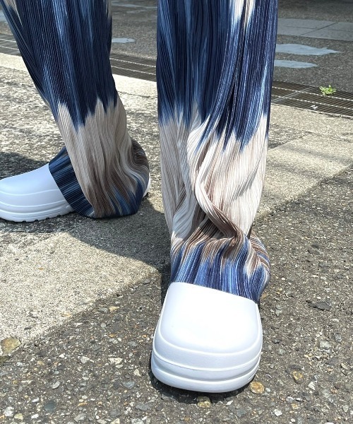 Chikashitsu +(チカシツプラス)の「【Chikashitsu +/チカシツプラス】pattern pleats pants/パターン プリーツ 柄 パンツ リラックス パンツ フレアパンツ(その他パンツ・メンズ・ブラック/ネイビー・ONE SIZE)」の16枚目の写真