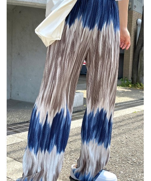 Chikashitsu +(チカシツプラス)の「【Chikashitsu +/チカシツプラス】pattern pleats pants/パターン プリーツ 柄 パンツ リラックス パンツ フレアパンツ(その他パンツ・メンズ・ブラック/ネイビー・ONE SIZE)」の9枚目の写真