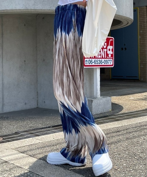 Chikashitsu +(チカシツプラス)の「【Chikashitsu +/チカシツプラス】pattern pleats pants/パターン プリーツ 柄 パンツ リラックス パンツ フレアパンツ(その他パンツ・メンズ・ブラック/ネイビー・ONE SIZE)」の10枚目の写真