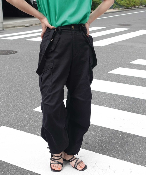 CORNERS（コーナーズ）の「サスペンダー付きカーゴパンツ（カーゴパンツ・レディース・ブラック/ベージュ/カーキ・M/L）」の12枚目の写真
