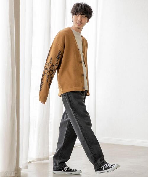 coen（コーエン）の「[洗える]トライバル柄ニットカーディガン（カーディガン/ボレロ・メンズ・ブラック/ブラウン・SMALL/MEDIUM/LARGE/X-LARGE）」の3枚目の写真