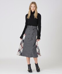 美品　クレストブリッジBlue Lab:EZUMiマットストレッチタフタスカート BLUE LABEL CRESTBRIDGE（ブルーレーベルクレストブリッジ）の