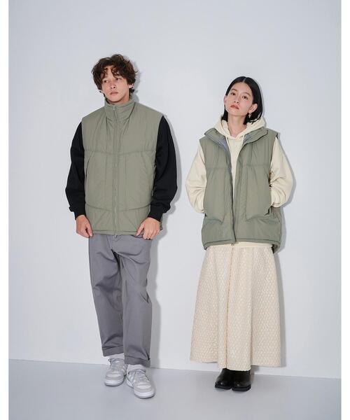 green label relaxing（グリーンレーベルリラクシング）の「【WEB限定】＜GLR or＞パテッド オーバー ベスト -ユニセックス-（ベスト・メンズ・ブラック/オリーブ・S/M/L）」の5枚目の写真