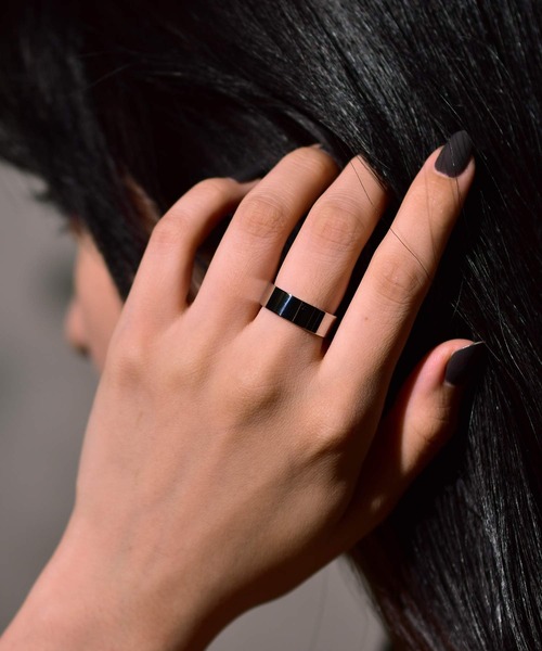 LHME(エルエイチエムイー)の「LHME ワイドリング/サージカルステンレス316L(金属アレルギー対応)(リング・レディース・シルバー/ゴールド・9号/11号/13号/15号)」の7枚目の写真