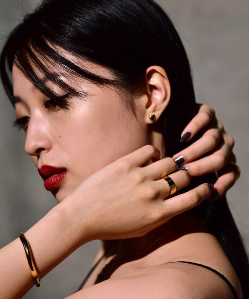 LHME(エルエイチエムイー)の「LHME ワイドリング/サージカルステンレス316L(金属アレルギー対応)(リング・レディース・シルバー/ゴールド・9号/11号/13号/15号)」の17枚目の写真