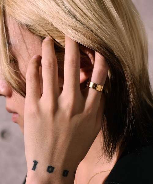 LHME(エルエイチエムイー)の「LHME ワイドリング/サージカルステンレス316L(金属アレルギー対応)(リング・レディース・シルバー/ゴールド・9号/11号/13号/15号)」の10枚目の写真