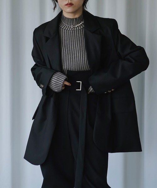 Ezick(エジック)の「バックポケットテーラードジャケット(テーラードジャケット・レディース・ブラック/ダークベージュ・FREE)」の18枚目の写真