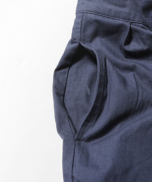 POP TRADING COMPANY(ポップトレーディングカンパニー)の「POP TRADING COMPANY/ポップトレーディングカンパニー HEWITT SUIT PANT テーパードパンツ 刺繍 ブランドロゴ(チノパンツ・メンズ・ネイビー・L/XL/M)」の12枚目の写真