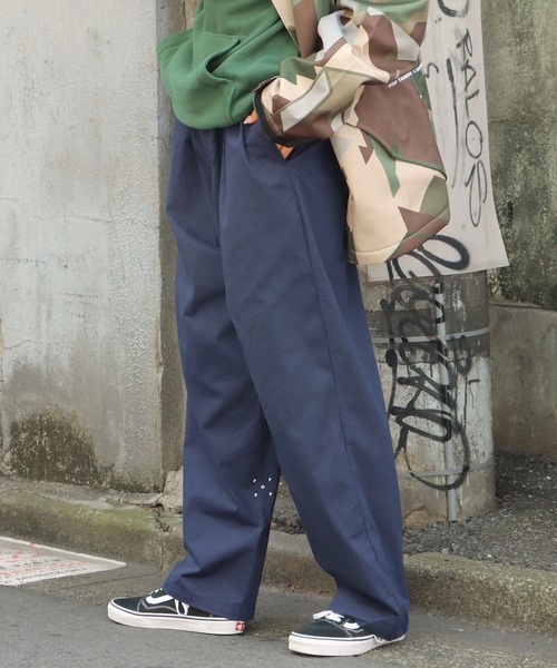 POP TRADING COMPANY(ポップトレーディングカンパニー)の「POP TRADING COMPANY/ポップトレーディングカンパニー HEWITT SUIT PANT テーパードパンツ 刺繍 ブランドロゴ(チノパンツ・メンズ・ネイビー・L/XL/M)」の20枚目の写真
