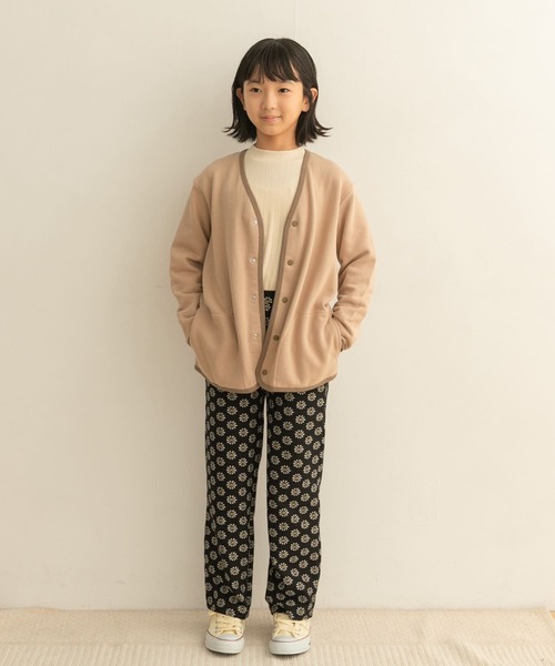 URBAN RESEARCH DOORS（アーバンリサーチドアーズ）の「裏毛Vネックカーディガン(KIDS)（カーディガン/ボレロ・キッズ・チャコールグレー/ベージュ・135/150/105/120）」の19枚目の写真